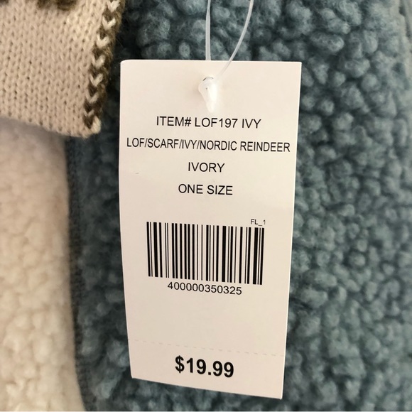 NEW Nordic Reindeer Knit Scarf • Ivory - Picture 4 of 5